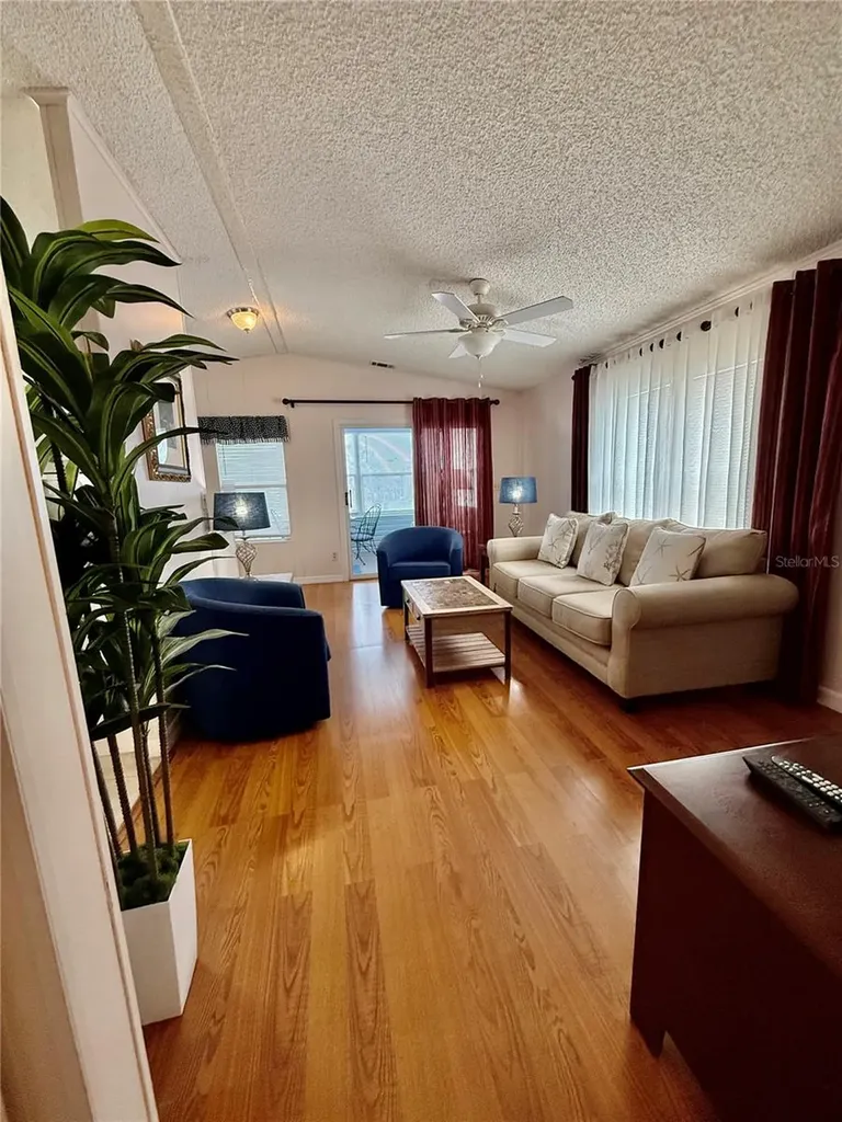 615 S Green Circle Venice FL 34285