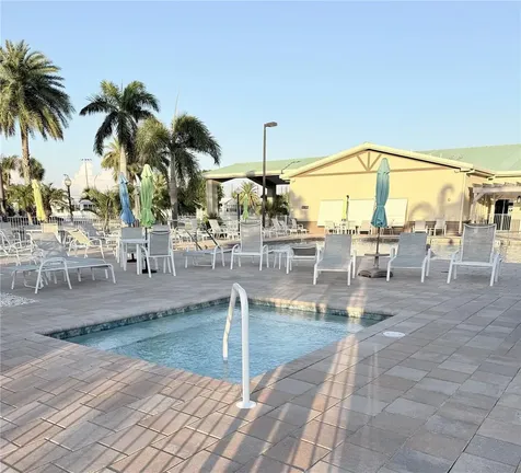 615 S Green Circle Venice FL 34285