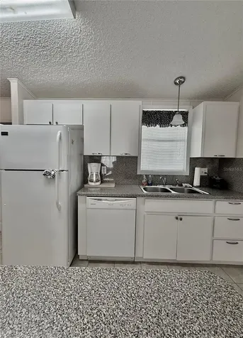 615 S Green Circle Venice FL 34285