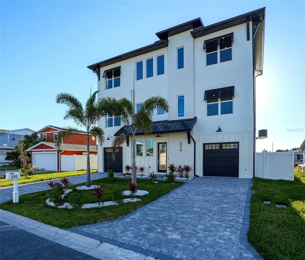 534 Crystal Drive Madeira Beach FL 33708