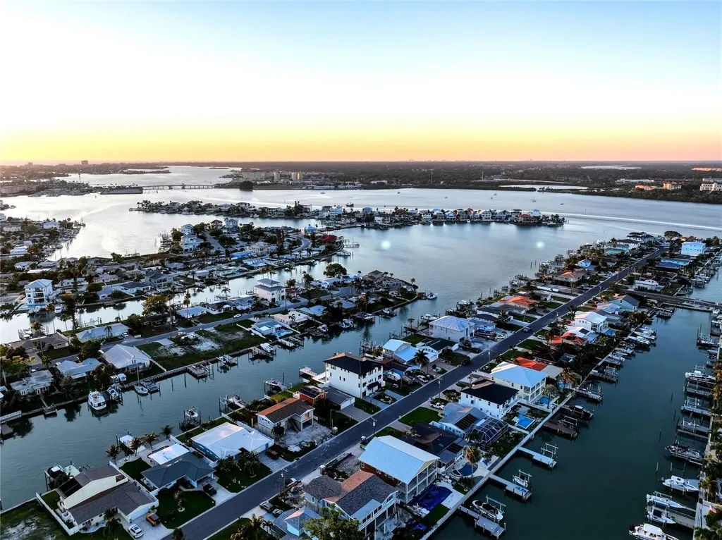 534 Crystal Drive Madeira Beach FL 33708