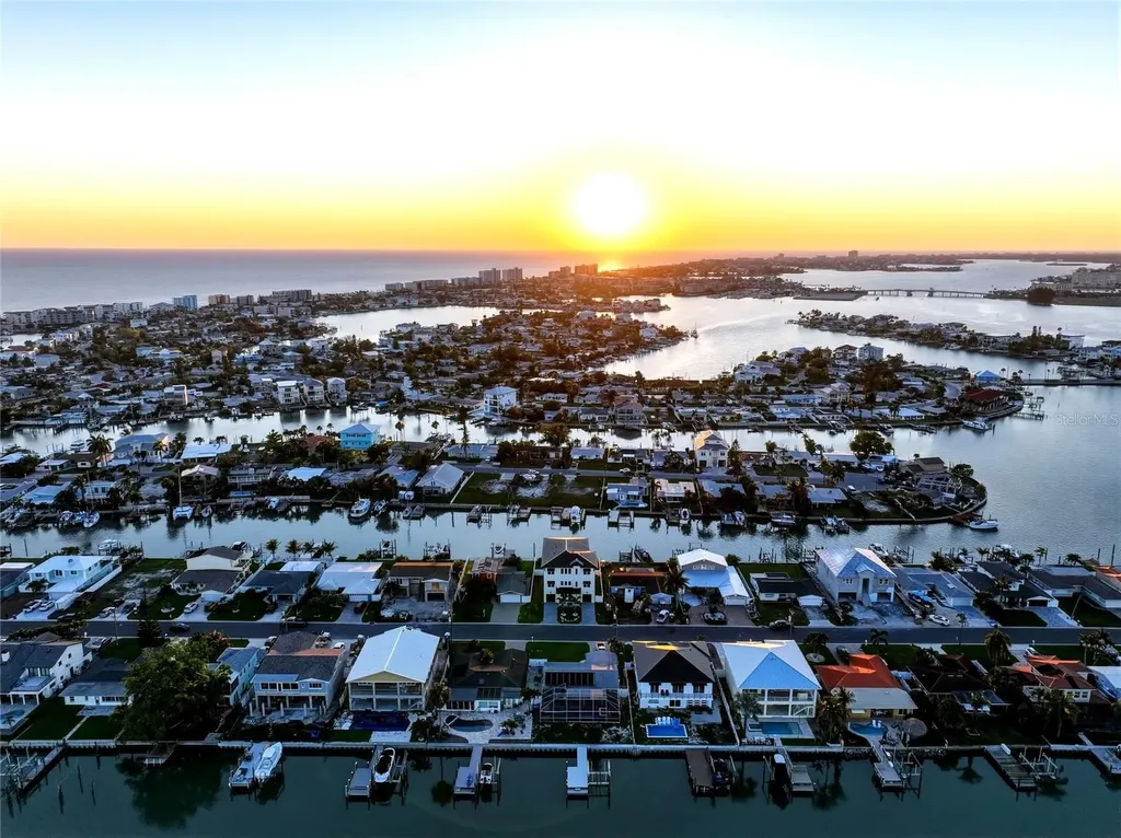 534 Crystal Drive Madeira Beach FL 33708