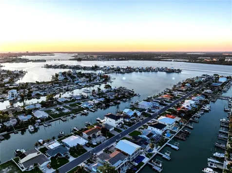534 Crystal Drive Madeira Beach FL 33708