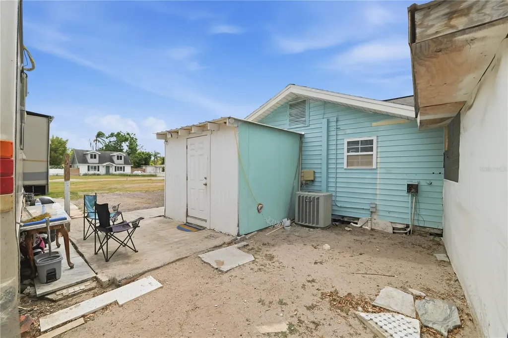 1309 W Arctic Street Tampa FL 33604