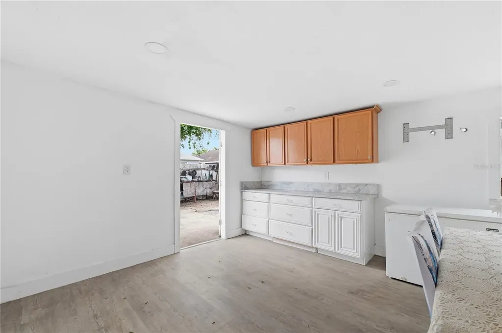 1309 W Arctic Street Tampa FL 33604