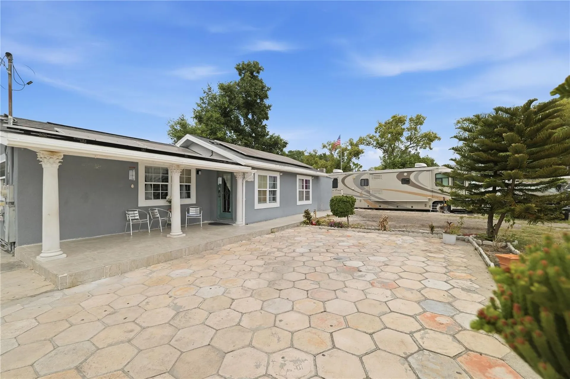 1309 W Arctic Street Tampa FL 33604
