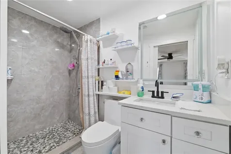1309 W Arctic Street Tampa FL 33604