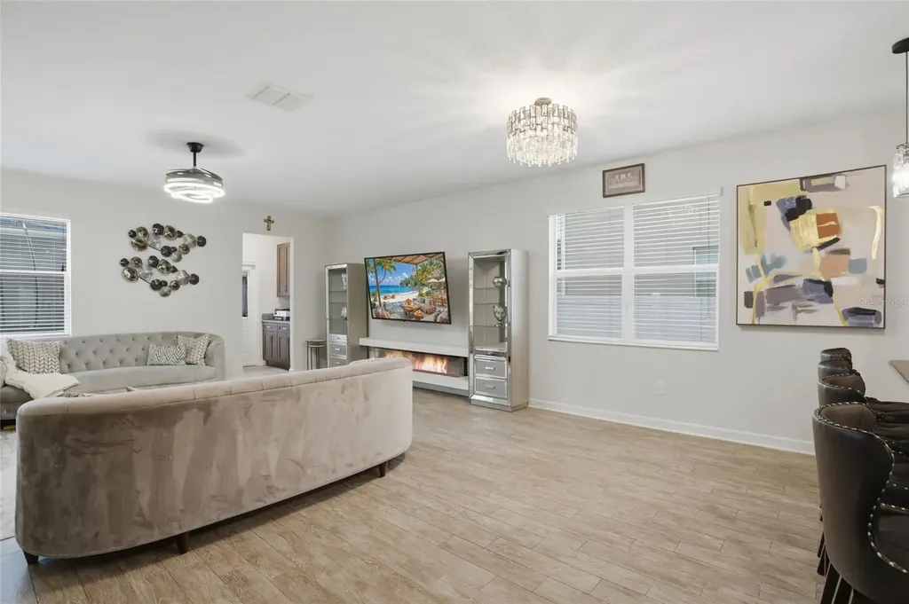 11007 Sycamore Woods Drive Orlando FL 32832
