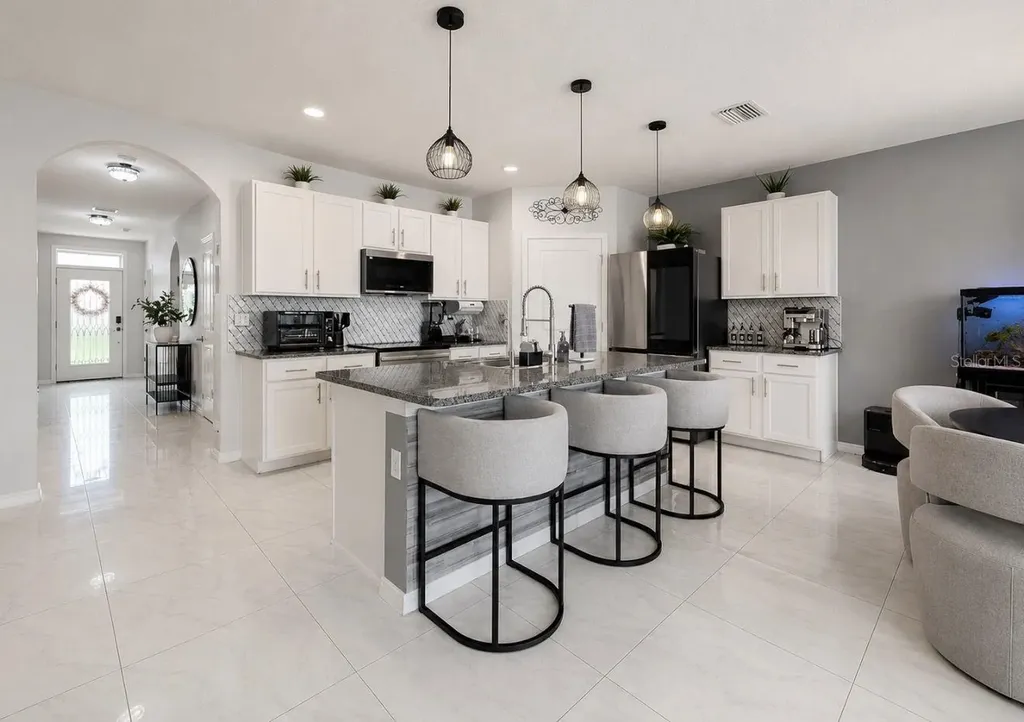 13912 Smiling Daisy Place Riverview FL 33579