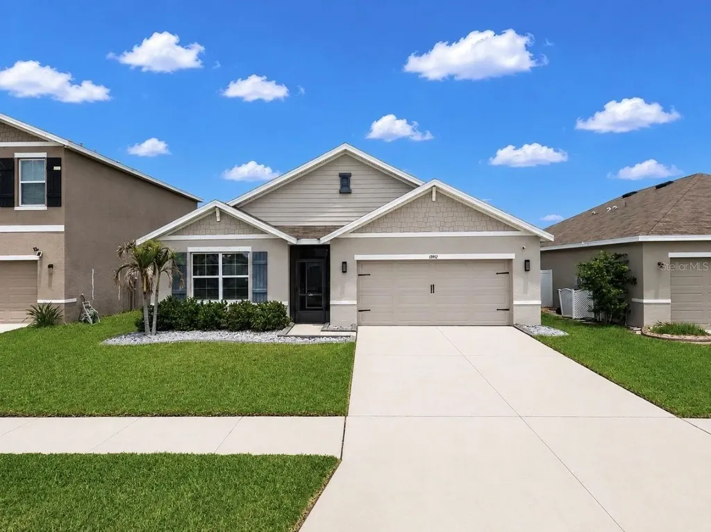13912 Smiling Daisy Place Riverview FL 33579