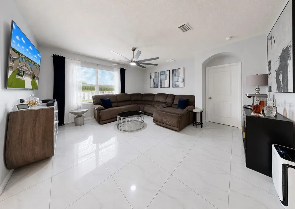 13912 Smiling Daisy Place Riverview FL 33579