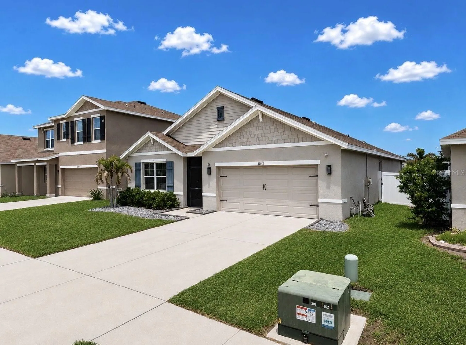 13912 Smiling Daisy Place Riverview FL 33579