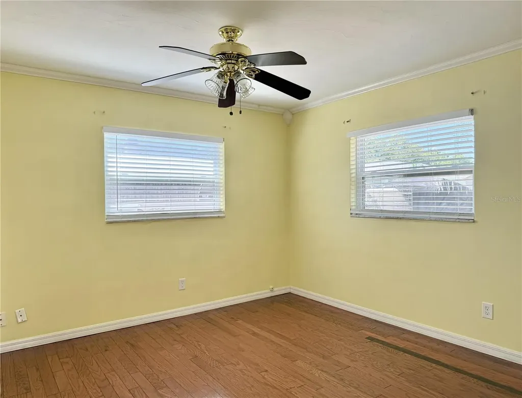 2523 Krueger Lane Tampa FL 33618