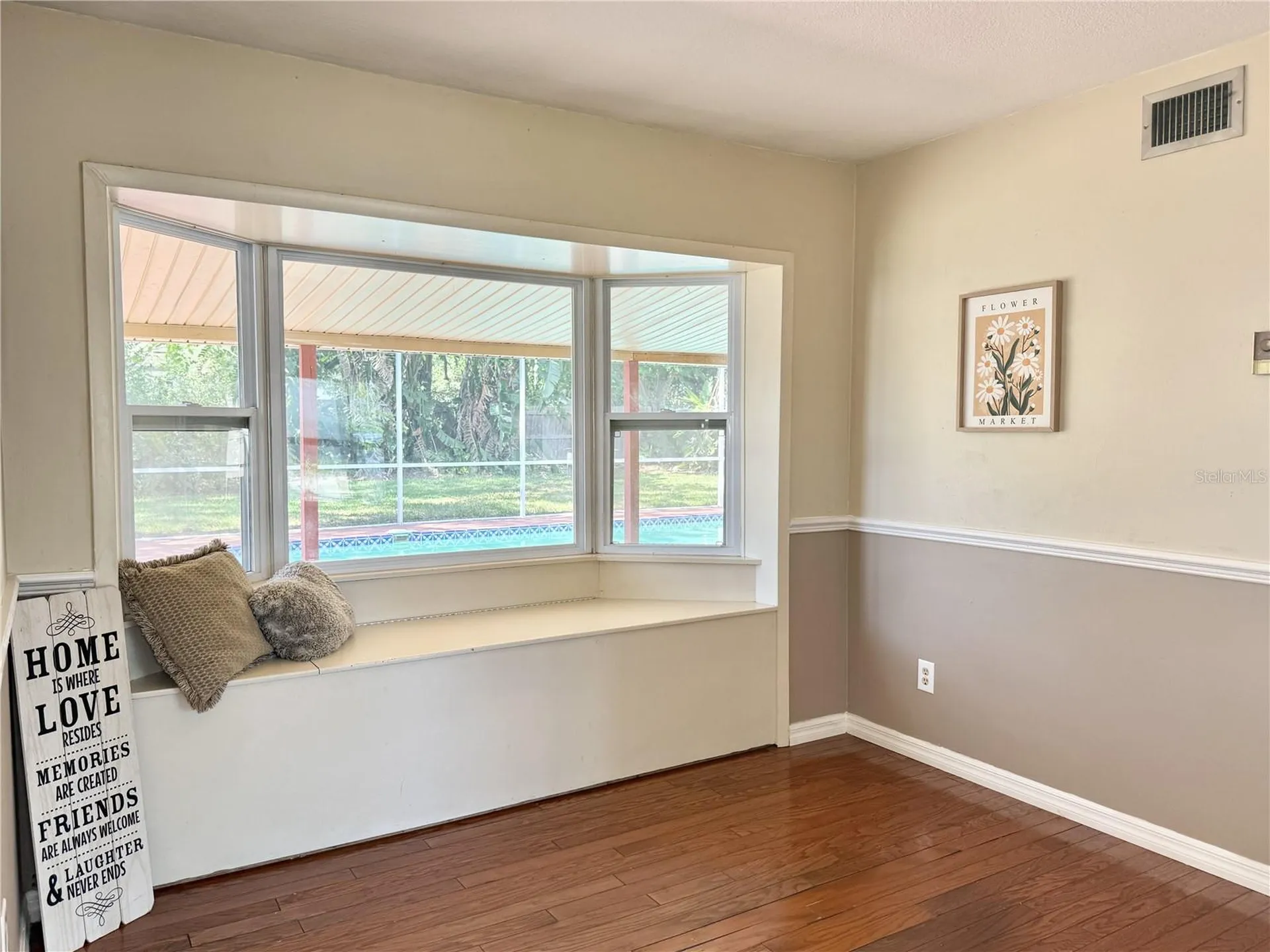 2523 Krueger Lane Tampa FL 33618