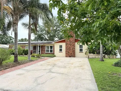 2523 Krueger Lane Tampa FL 33618