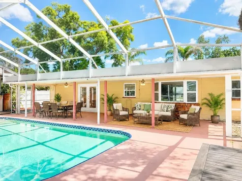 2523 Krueger Lane Tampa FL 33618