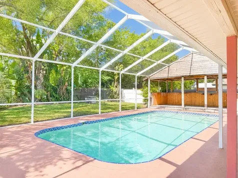 2523 Krueger Lane Tampa FL 33618