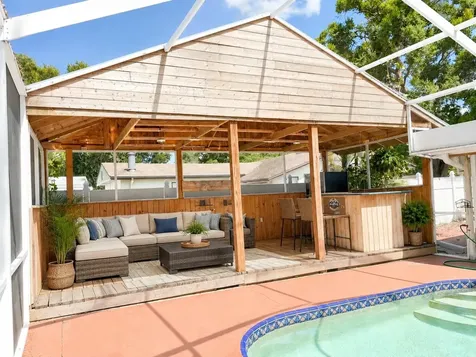 2523 Krueger Lane Tampa FL 33618