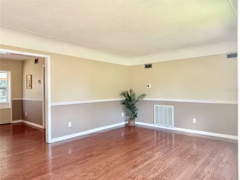 2523 Krueger Lane Tampa FL 33618