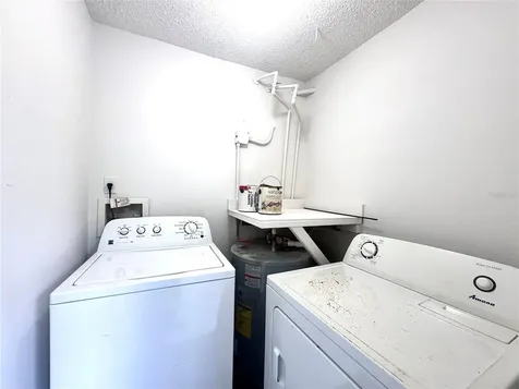 2452 Oak Park Way Orlando FL 32822