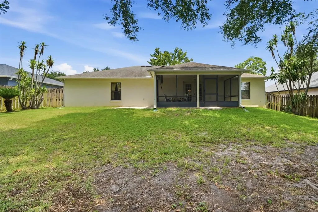 812 Benton Lake Drive S Deland FL 32724