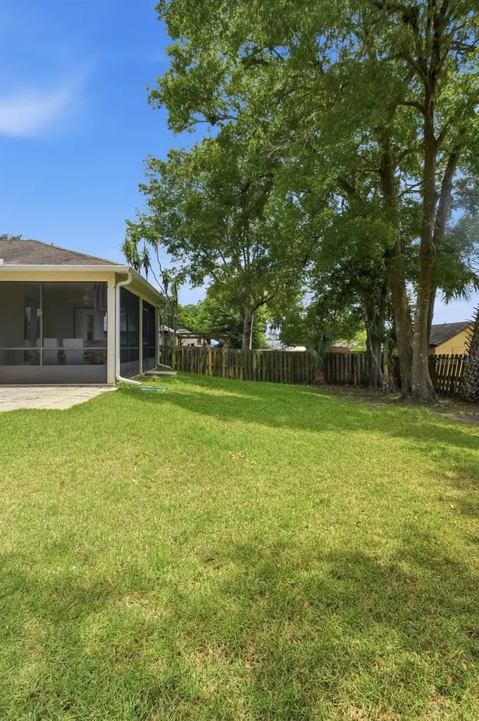 812 Benton Lake Drive S Deland FL 32724