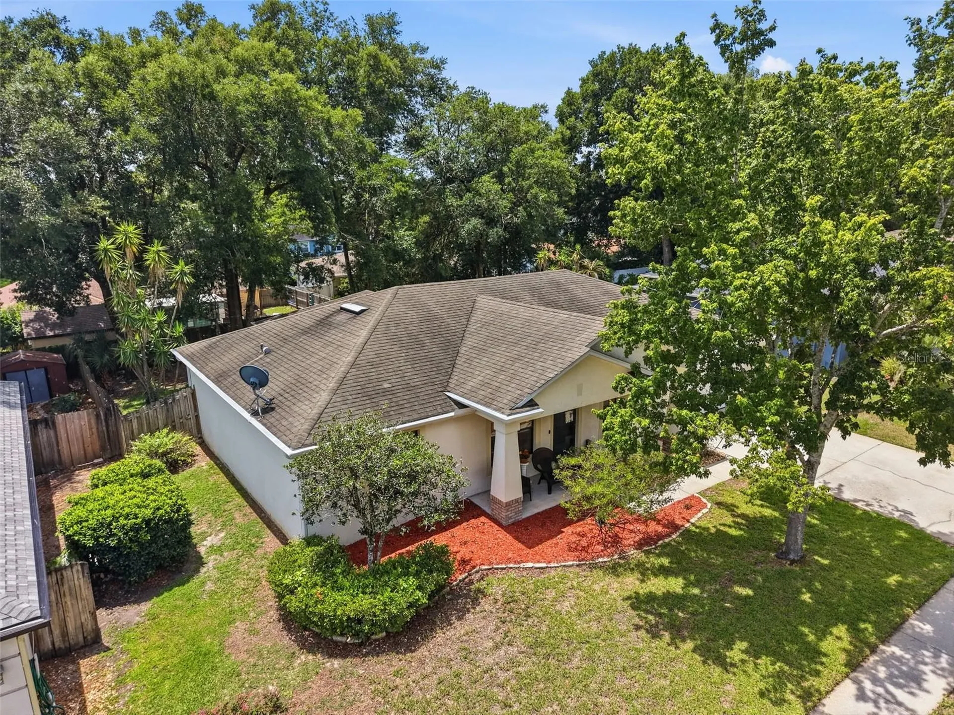 812 Benton Lake Drive S Deland FL 32724