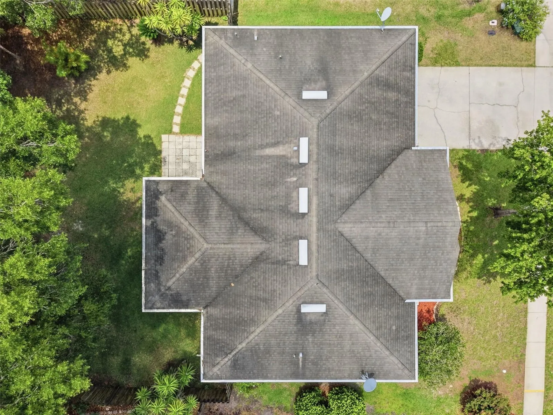 812 Benton Lake Drive S Deland FL 32724