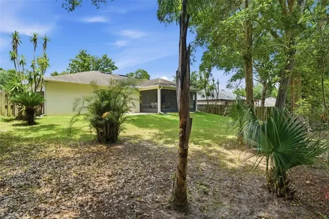 812 Benton Lake Drive S Deland FL 32724