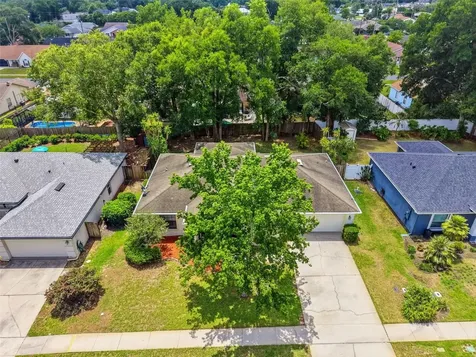 812 Benton Lake Drive S Deland FL 32724