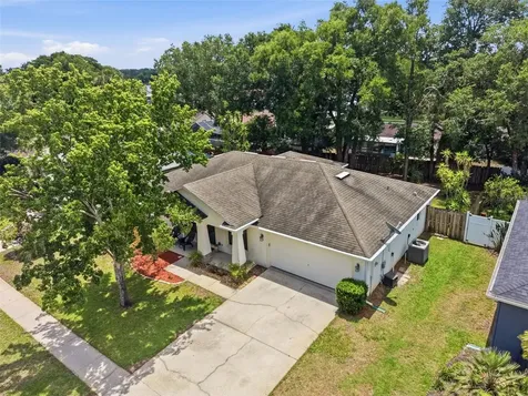 812 Benton Lake Drive S Deland FL 32724