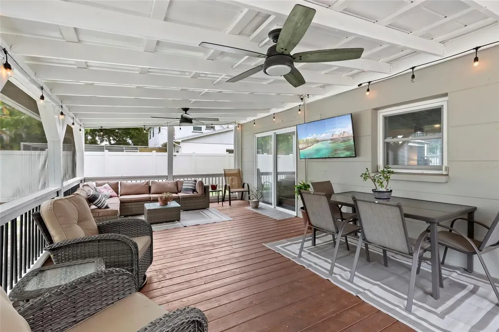 15437 Bedford Circle W Clearwater FL 33764