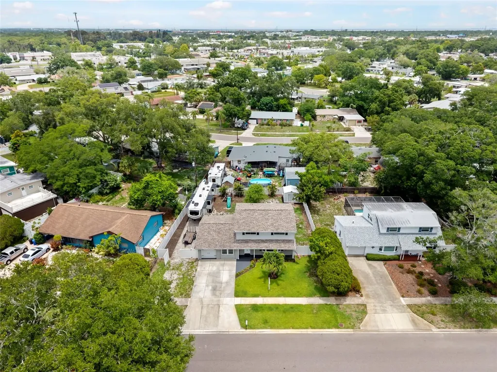 15437 Bedford Circle W Clearwater FL 33764