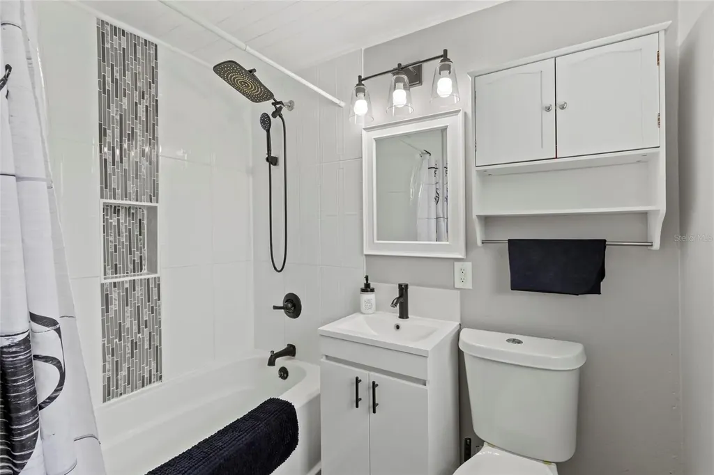15437 Bedford Circle W Clearwater FL 33764