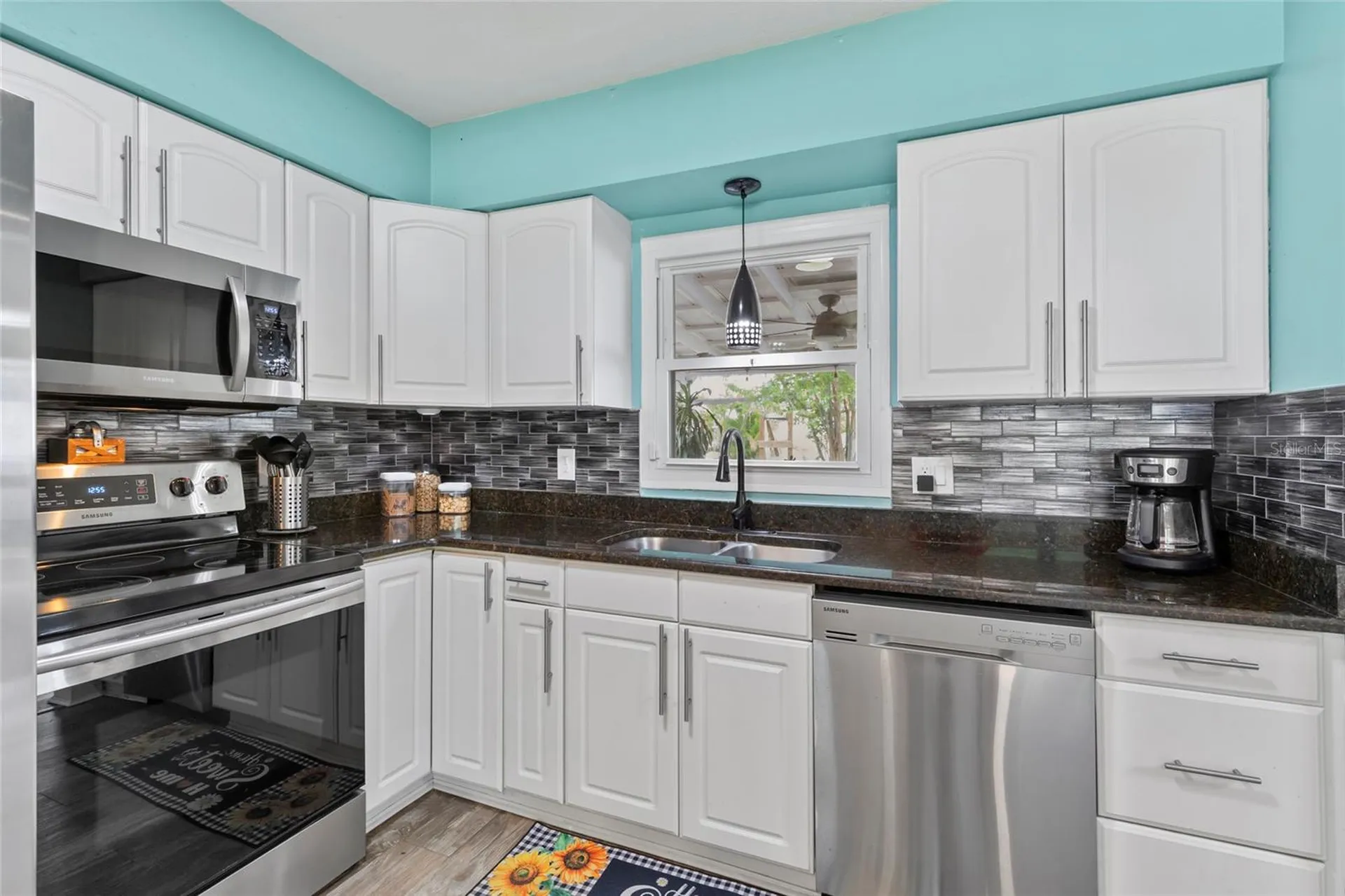 15437 Bedford Circle W Clearwater FL 33764