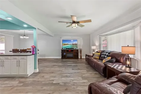15437 Bedford Circle W Clearwater FL 33764