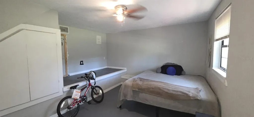 4322 Casaurina Road Lady Lake FL 32159