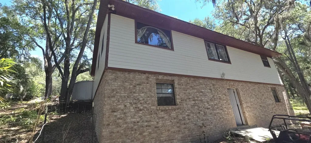 4322 Casaurina Road Lady Lake FL 32159
