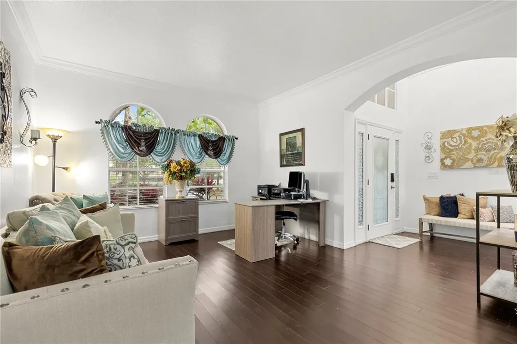 6932 Gray Catbird Loop Wesley Chapel FL 33545