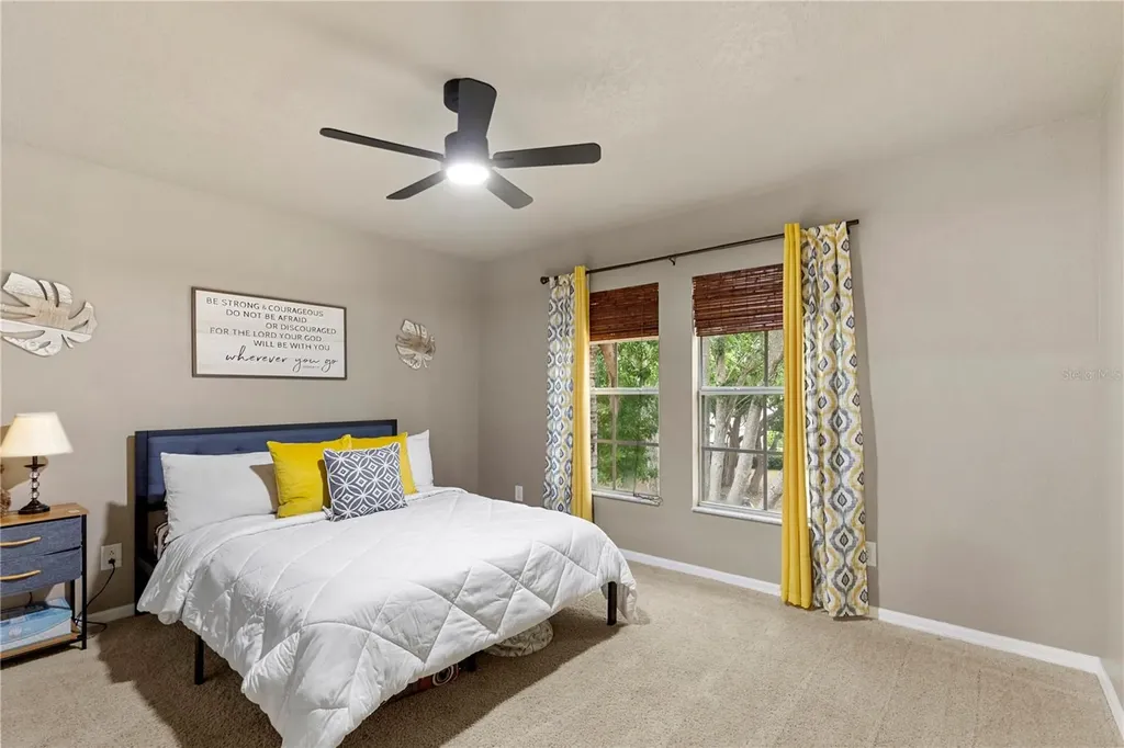 6932 Gray Catbird Loop Wesley Chapel FL 33545