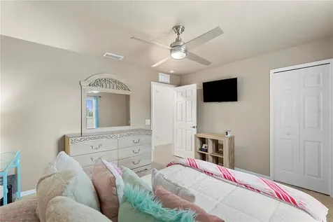6932 Gray Catbird Loop Wesley Chapel FL 33545