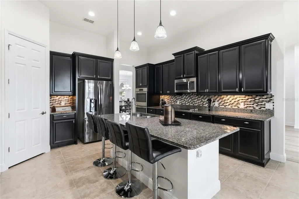 3716 Paradiso Circle Kissimmee FL 34746