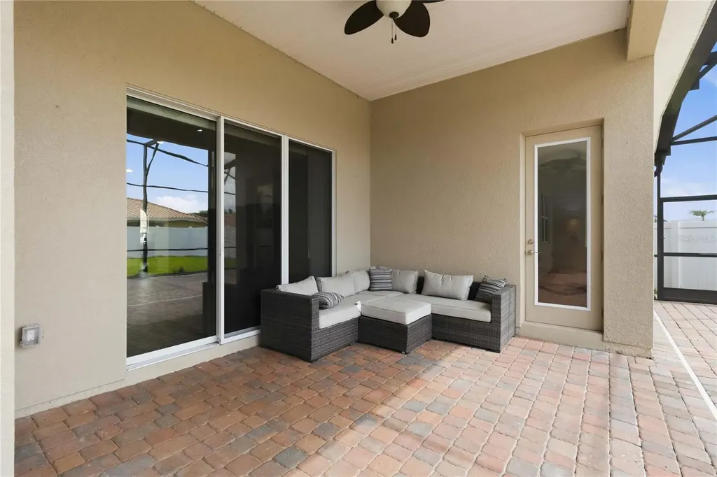 3716 Paradiso Circle Kissimmee FL 34746