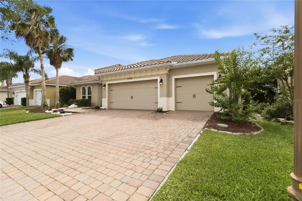 3716 Paradiso Circle Kissimmee FL 34746