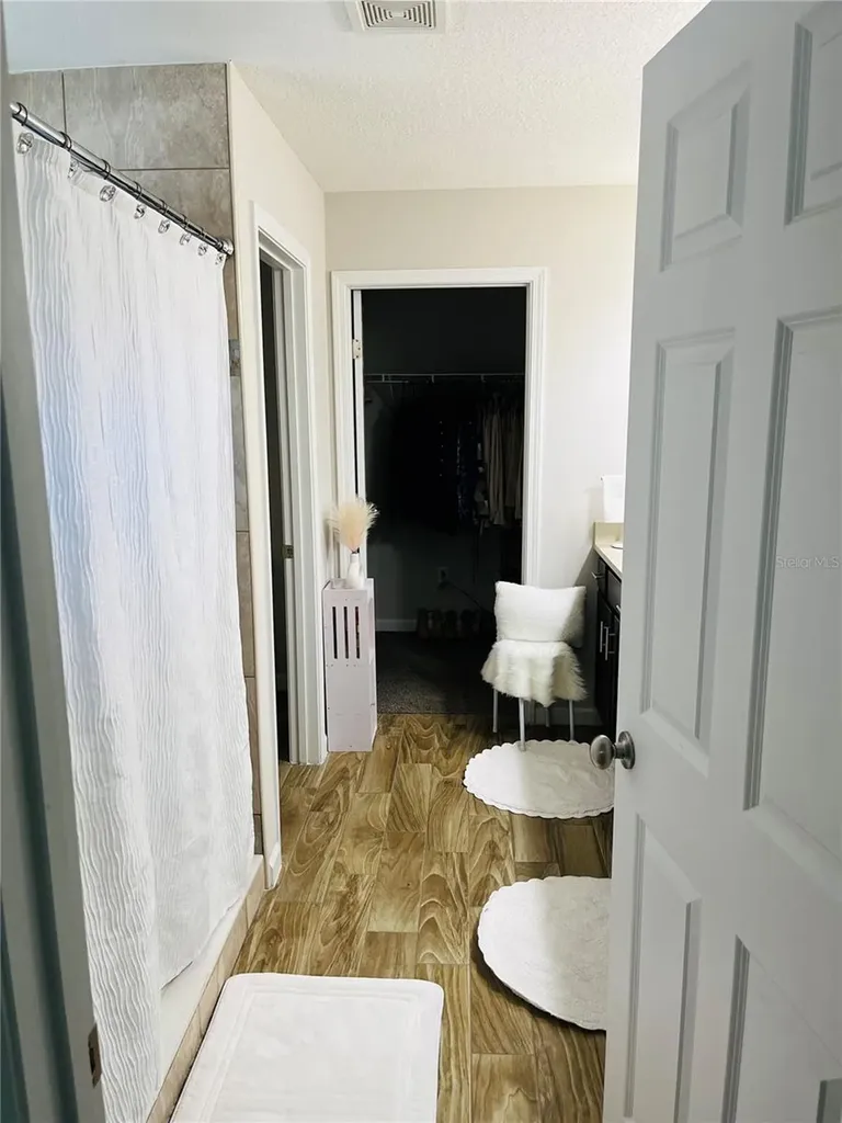 6050 Patriots Landing Lane Jacksonville FL 32244