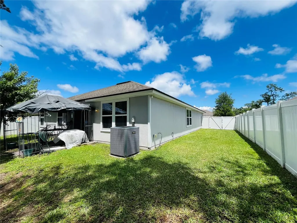 6050 Patriots Landing Lane Jacksonville FL 32244