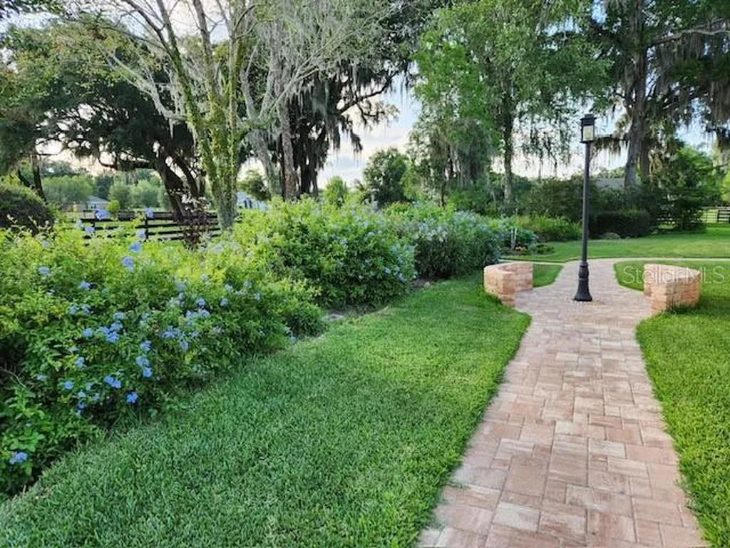 9041 SW 14th Avenue Ocala FL 34476