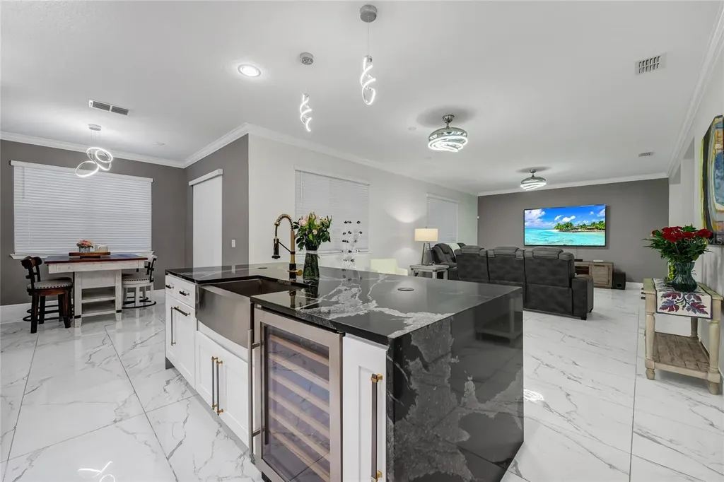 8806 Tatara Street Orlando FL 32836