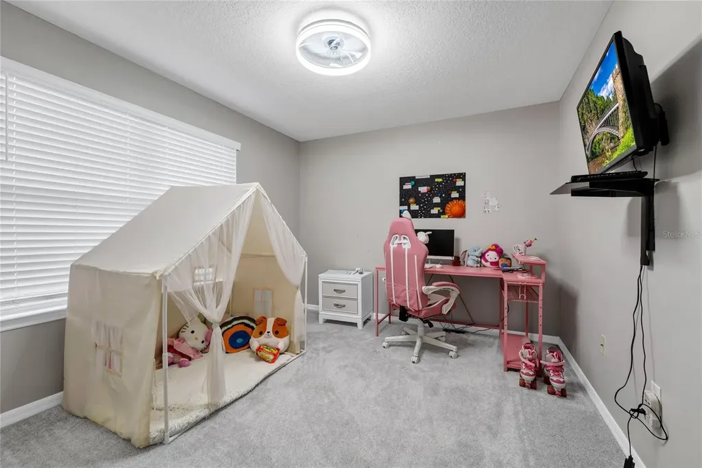 8806 Tatara Street Orlando FL 32836