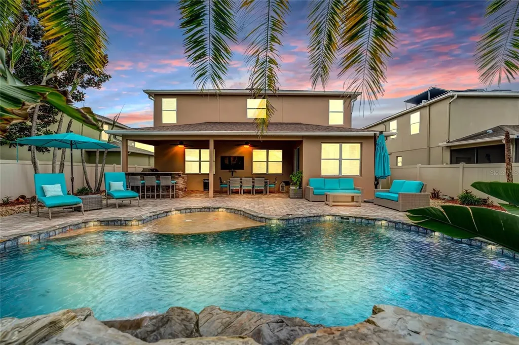 8806 Tatara Street Orlando FL 32836